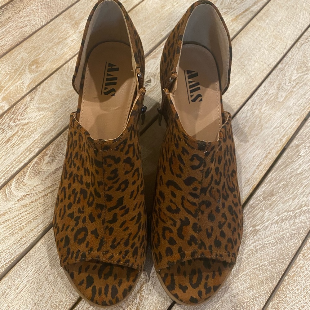 Leopard open toe booties